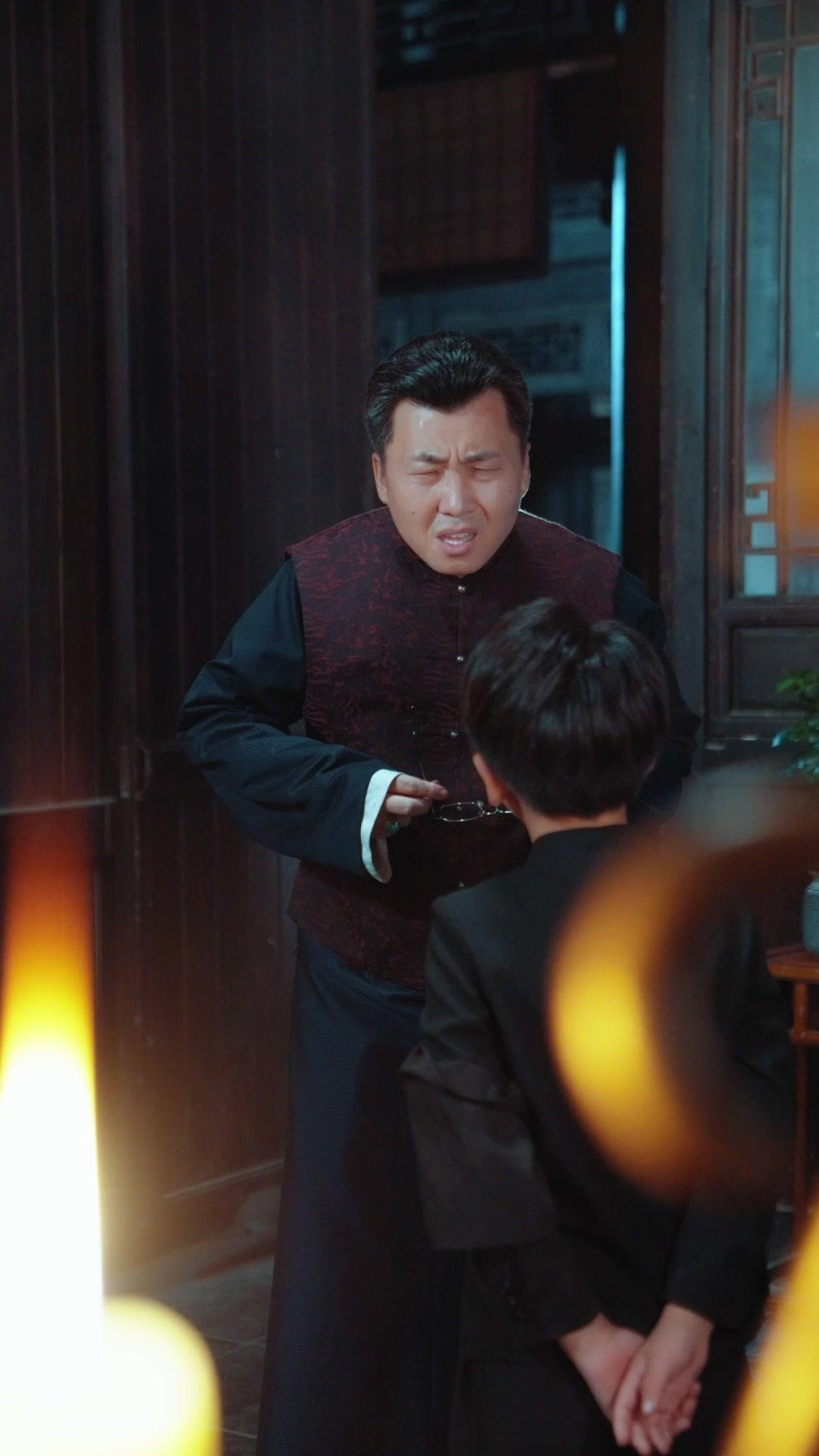 O Herdeiro de 6 Anos: Defender a Herança