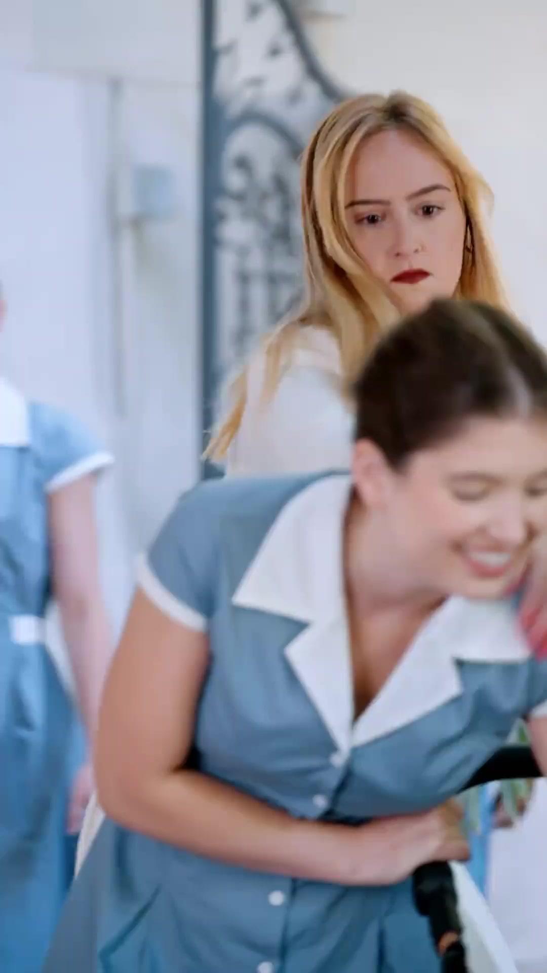 (Doblado)Atrapada como niñera del magnate