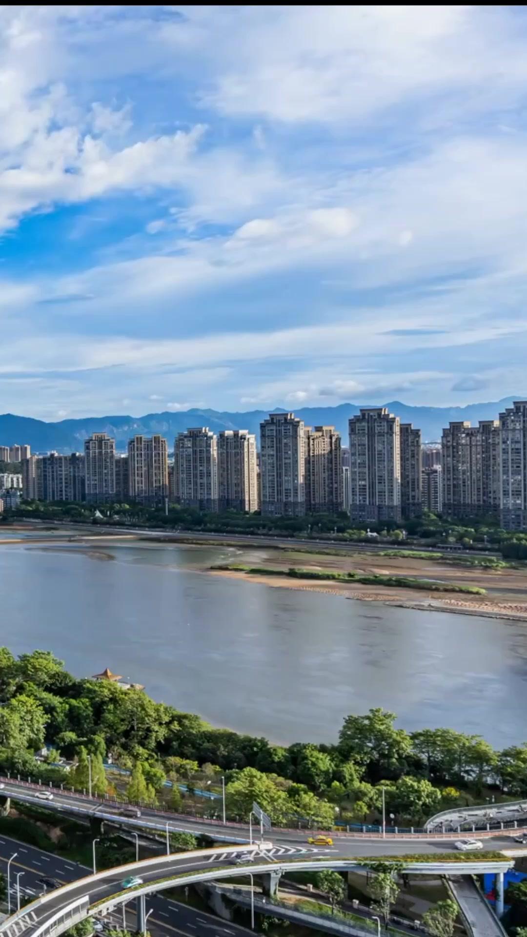 Ultimate Comeback: Bow to Your Dragon King!