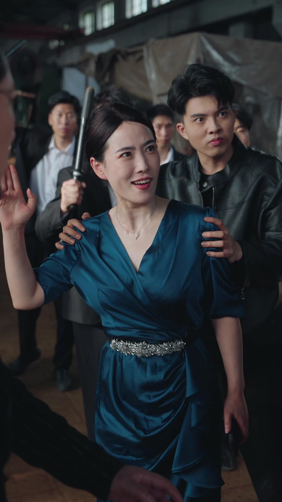 This Watermelon Guy… Is a Big Boss!