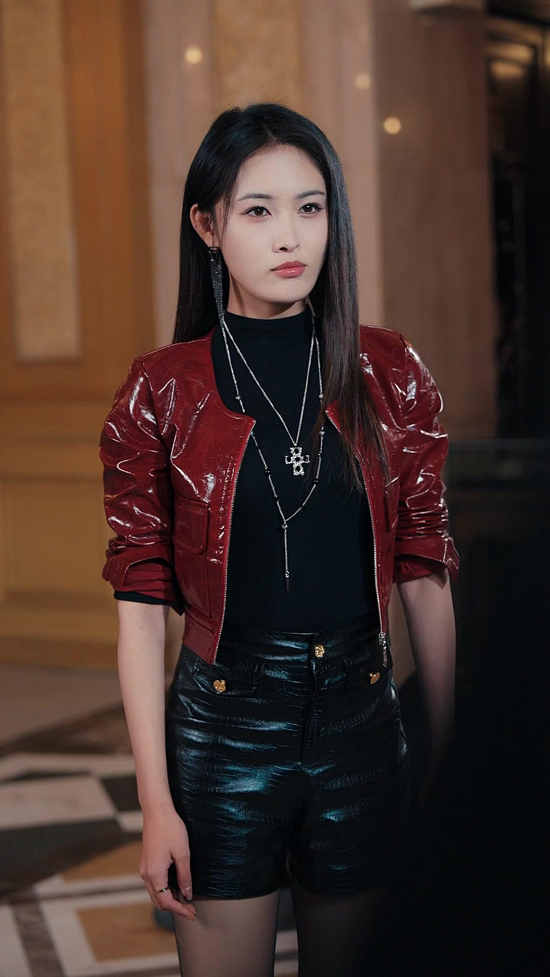 父に売られたけど 殺し屋のボスになった件