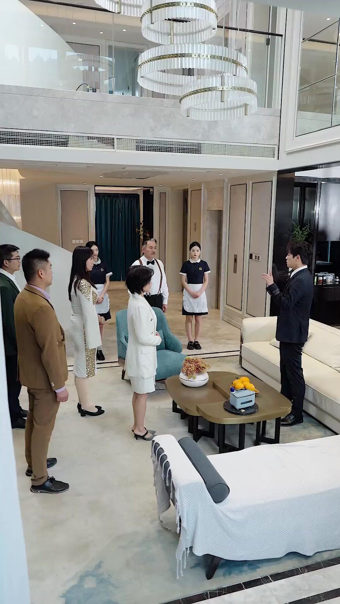 Nghe Nói Tôi Là Nốt Chu Sa Của Chồng Cũ