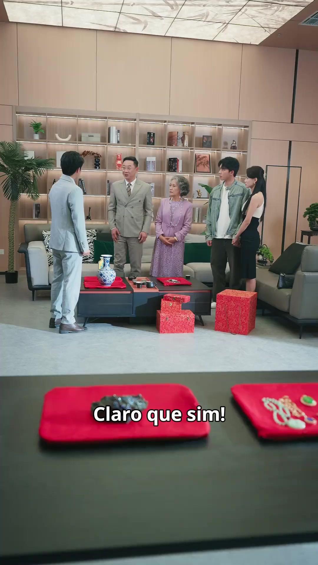 (Dublagem)O Herdeiro e Sua Deusa Apegada