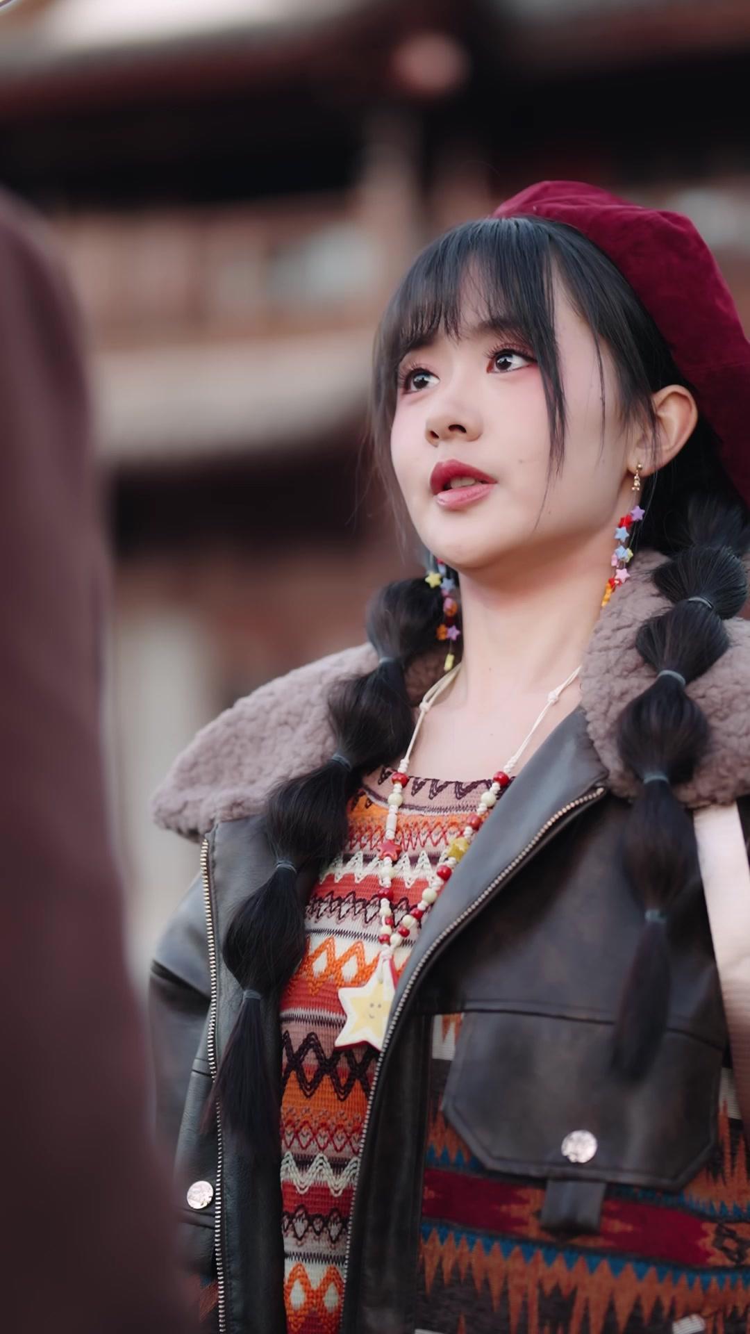 개틀링을 든 신부