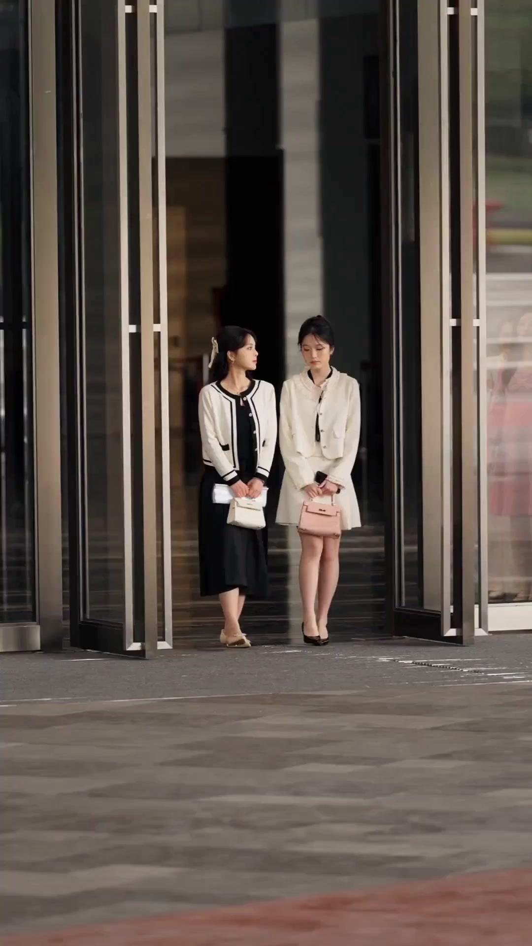 (Doblado) Mi jefe, mi amor