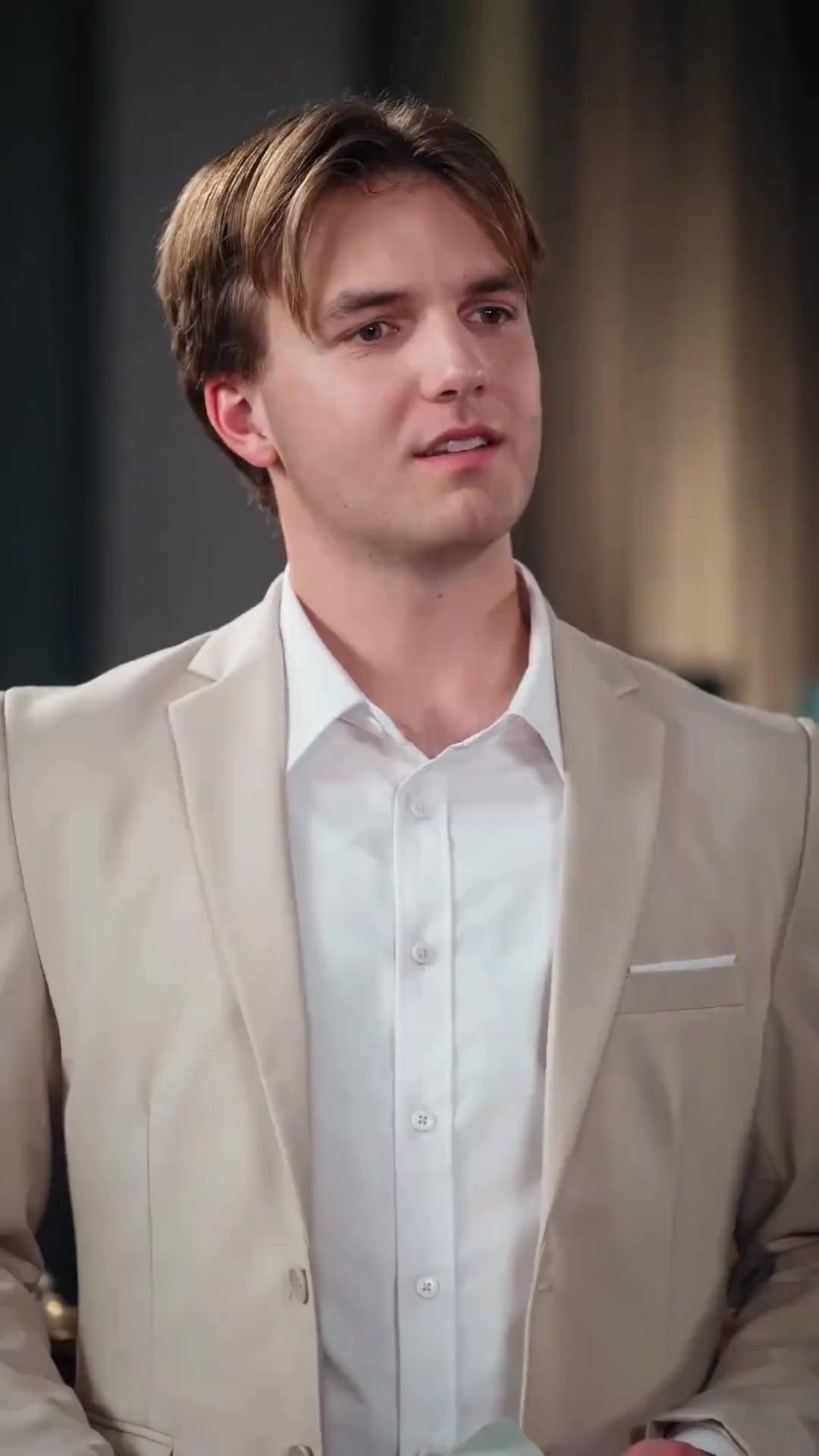 (Synchro) Mein Hausmeister-Vater ist der Endboss