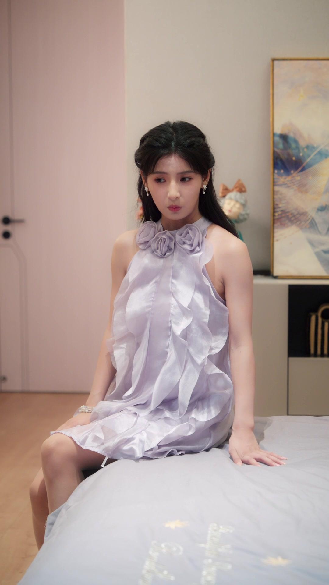 Bunga Mawar Tersembunyi