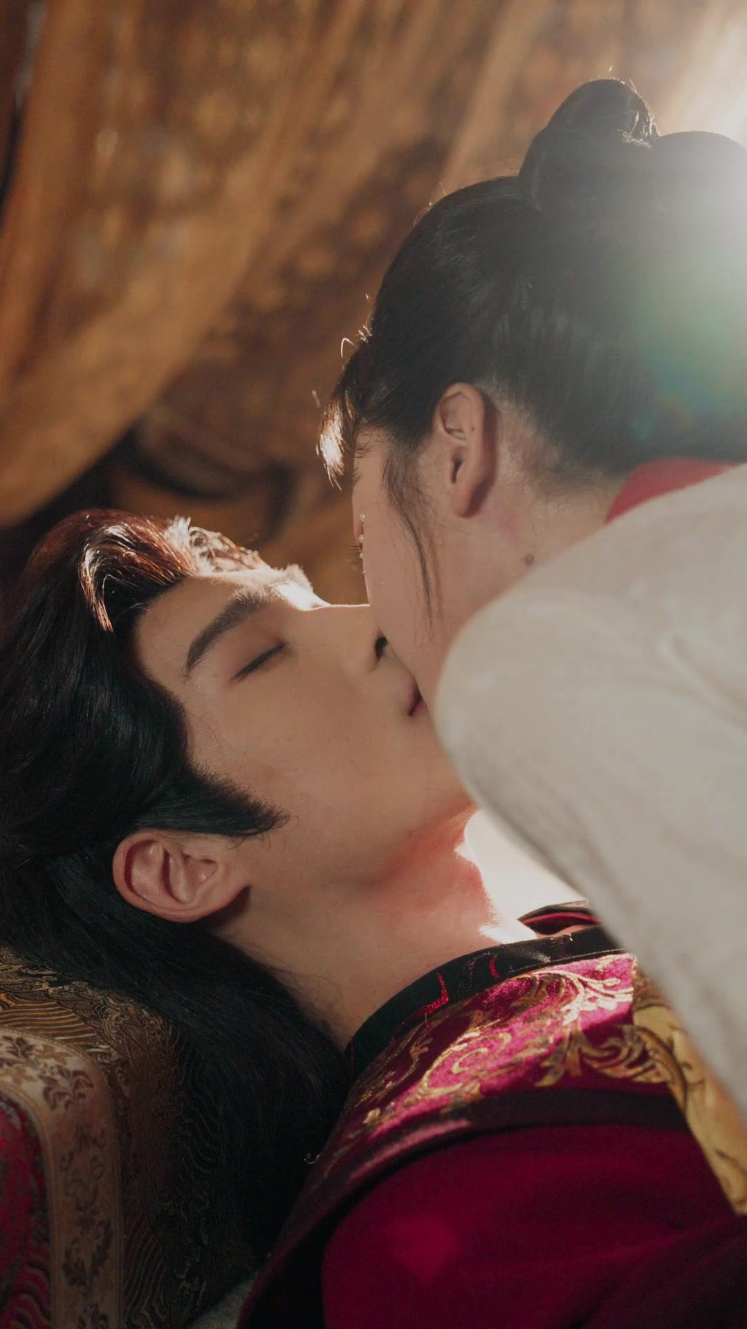 10 Days to Win His Majesty, or Die