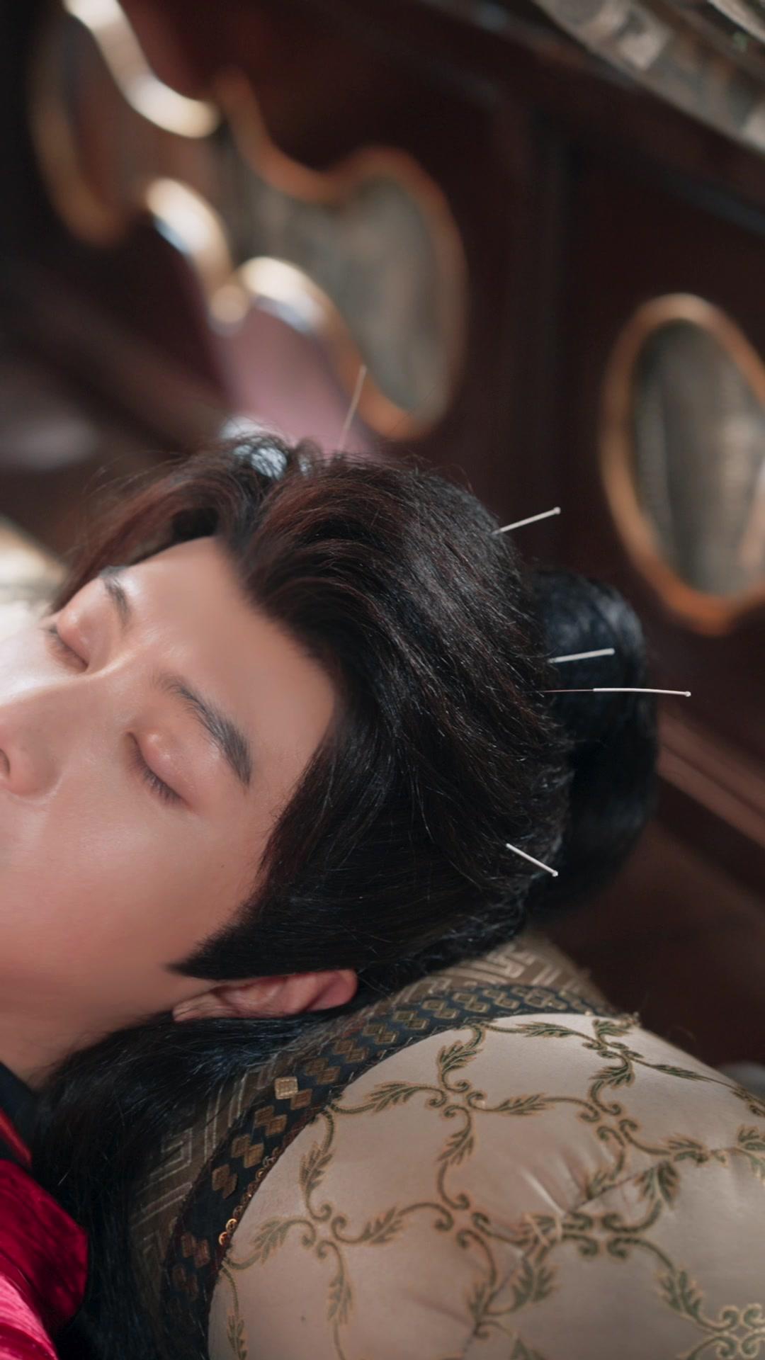 Hey, Sickly Prince, You're Mine to Fix