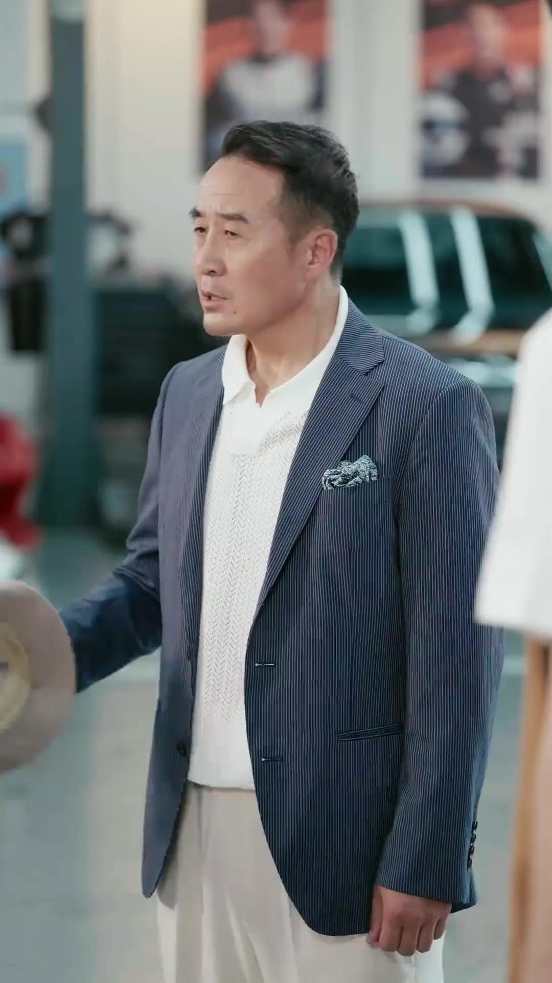 (Sulih suara) Ayahku Dewa Balap