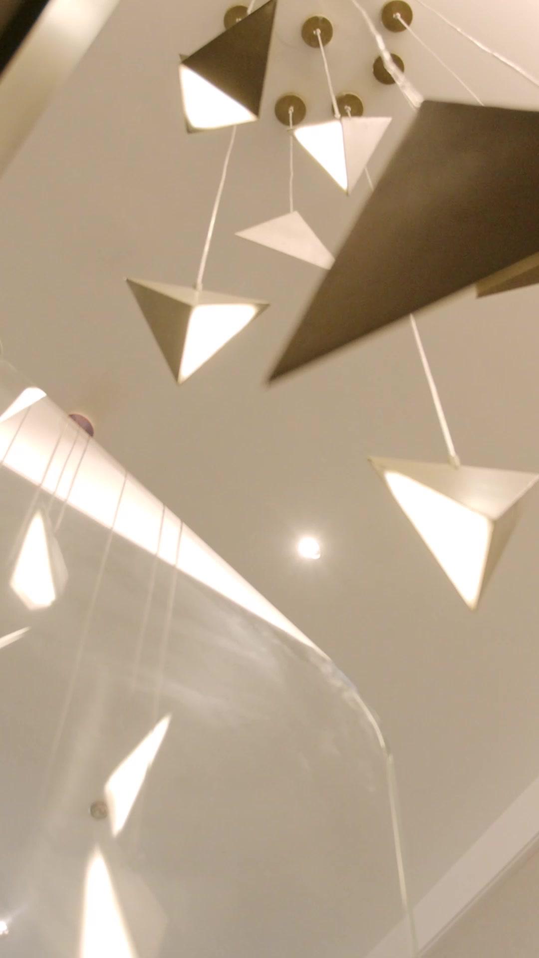 불꽃 뒤에 숨은 나