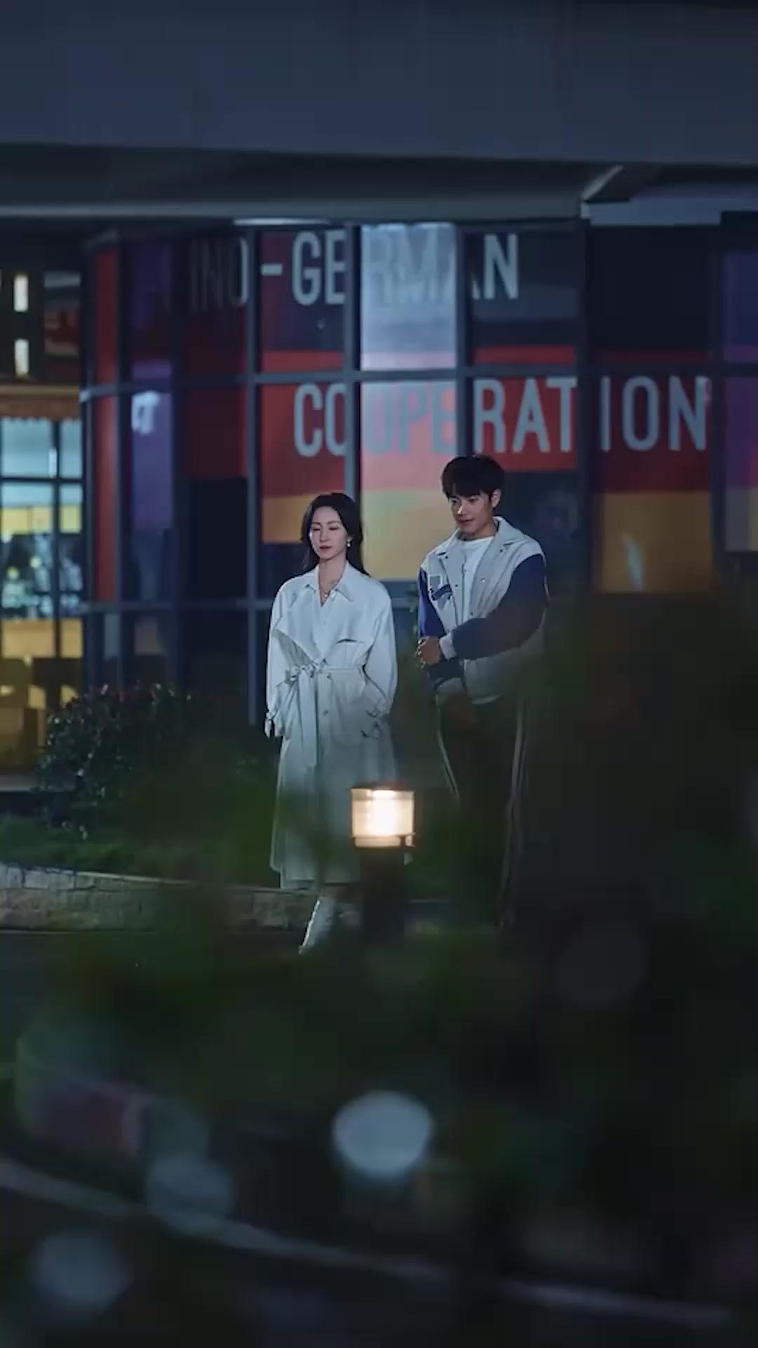 Meine Traumfrau verrät, dann beginnt eine andere Beziehung