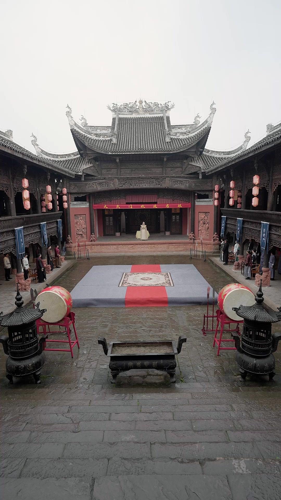 คุณหนูจอมอ้วน สะเทือนยุทธภพ