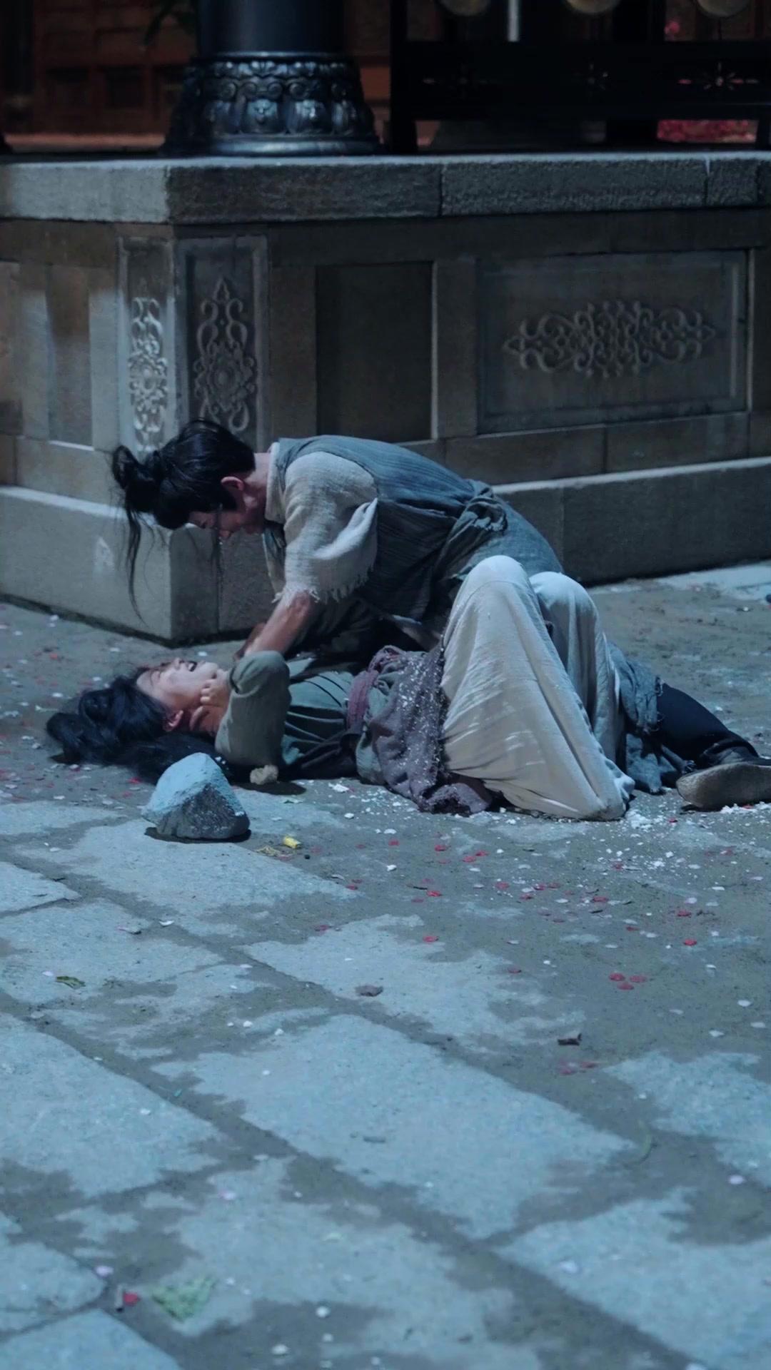 Bunga Lalu, Permaisuri Kini