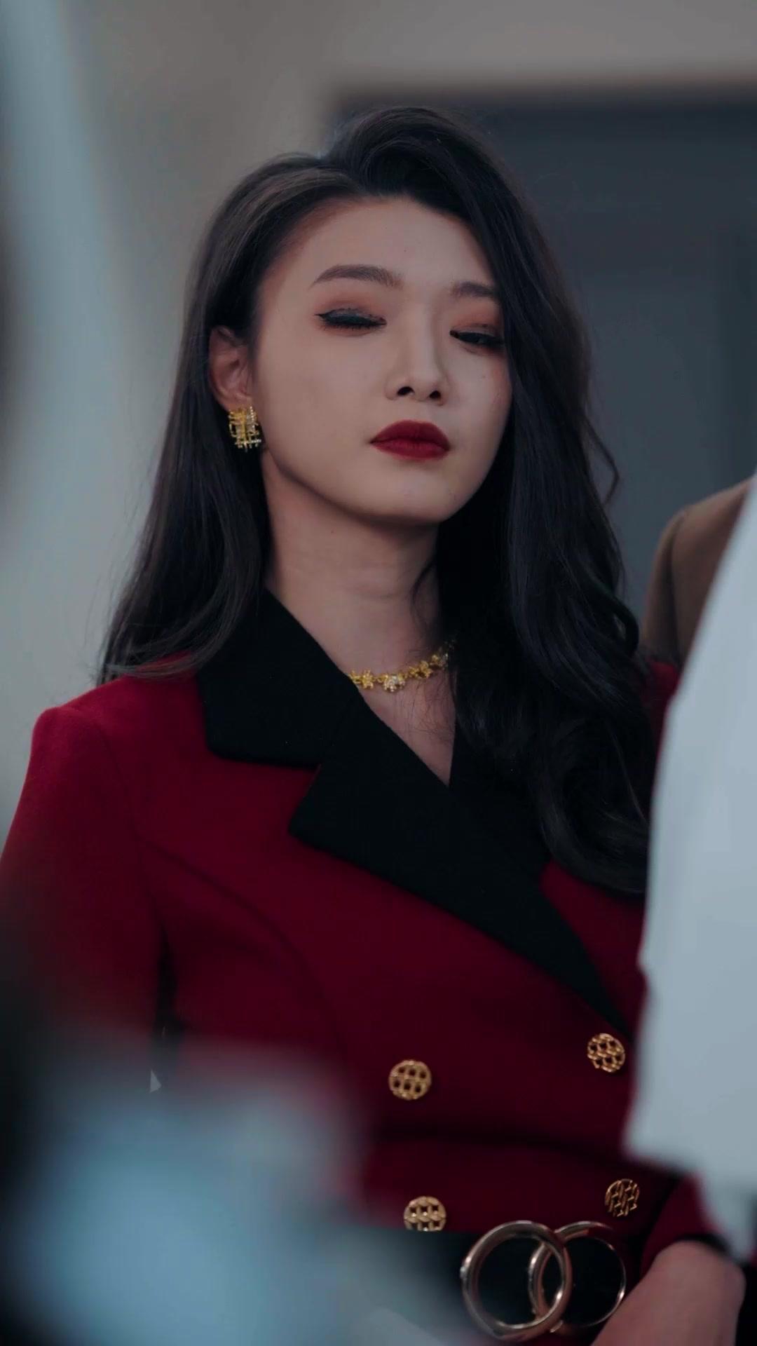 Baby's Revenge: Make Mommy a Queen!