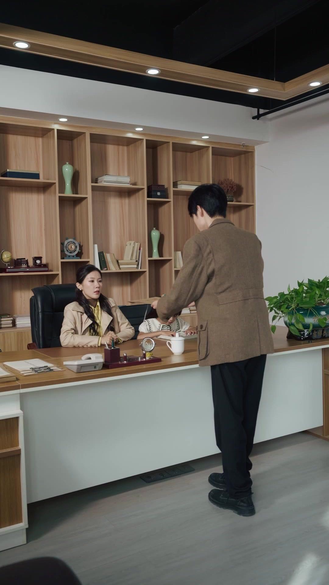 O Passado É Terra Queimada