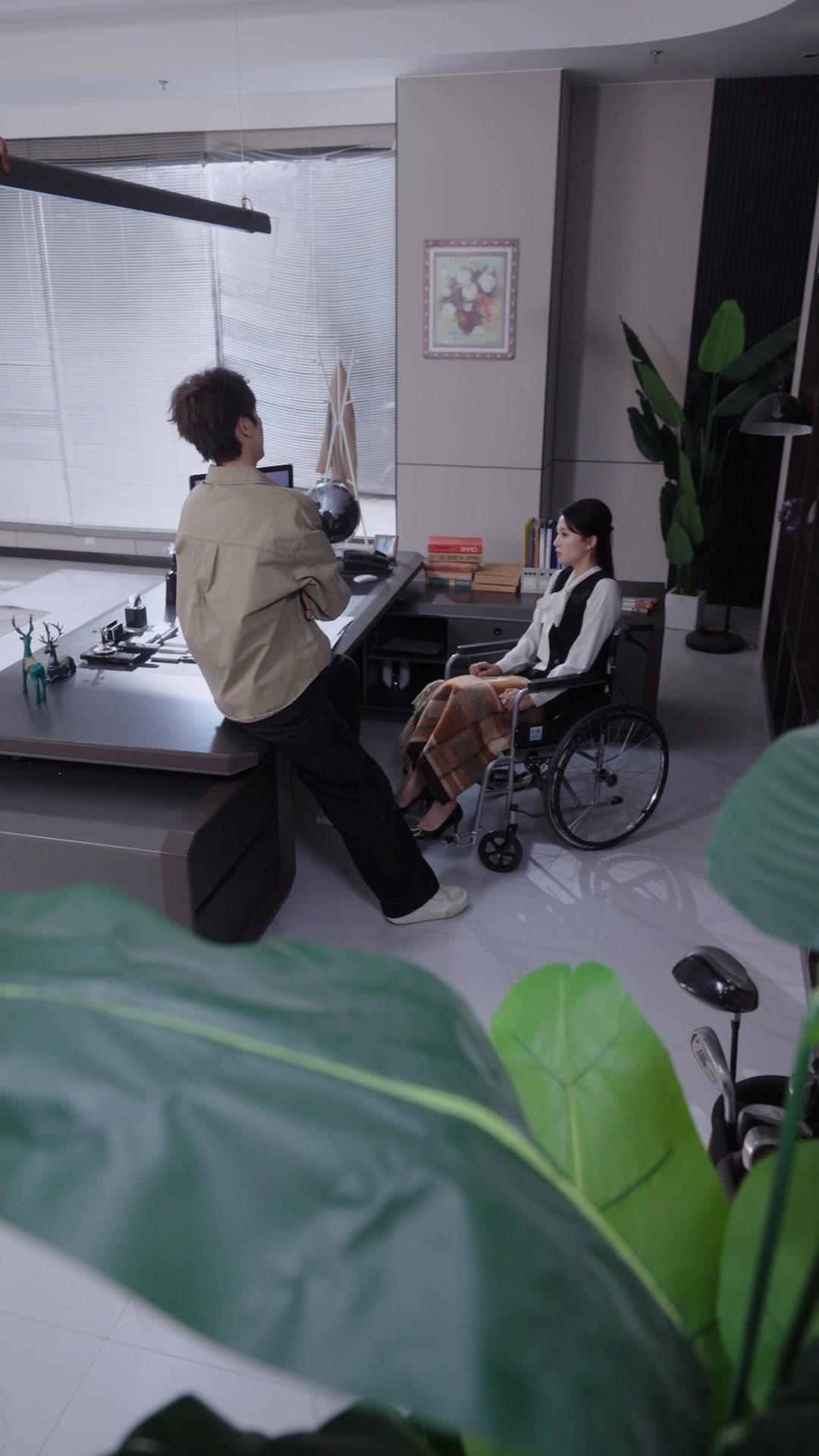 Taklukkan CEO Cantik yang Dingin