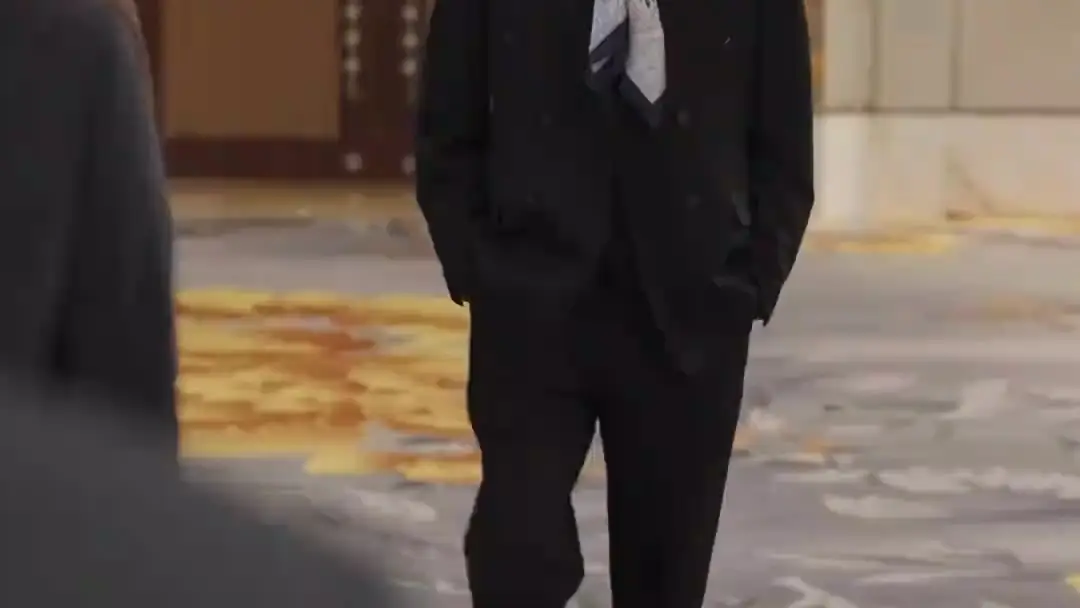 (Doublage) MA FEMME, LA PDG : Quand le vendeur devient l’idole