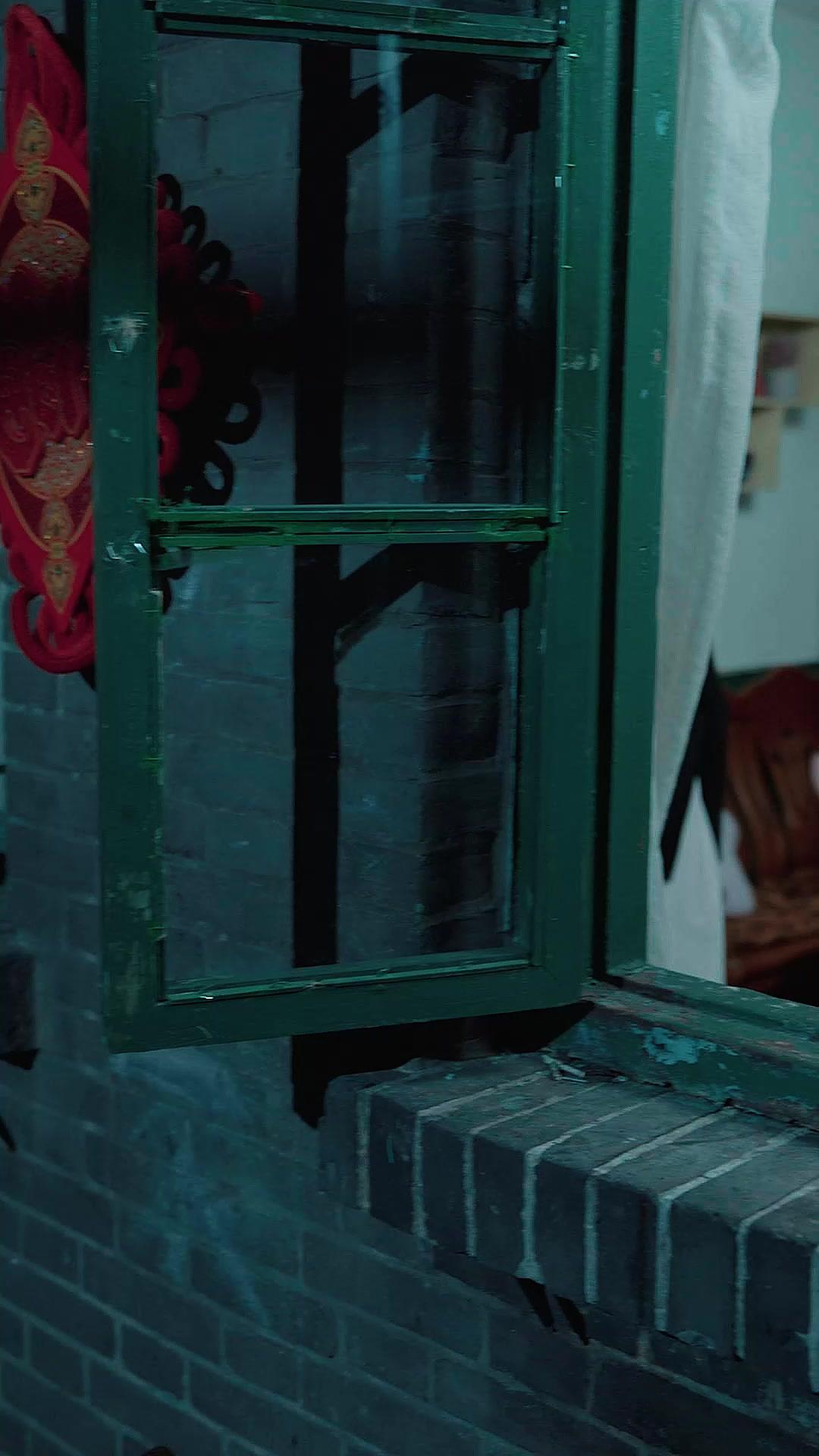 AMOUR BRISÉ RETROUVÉ