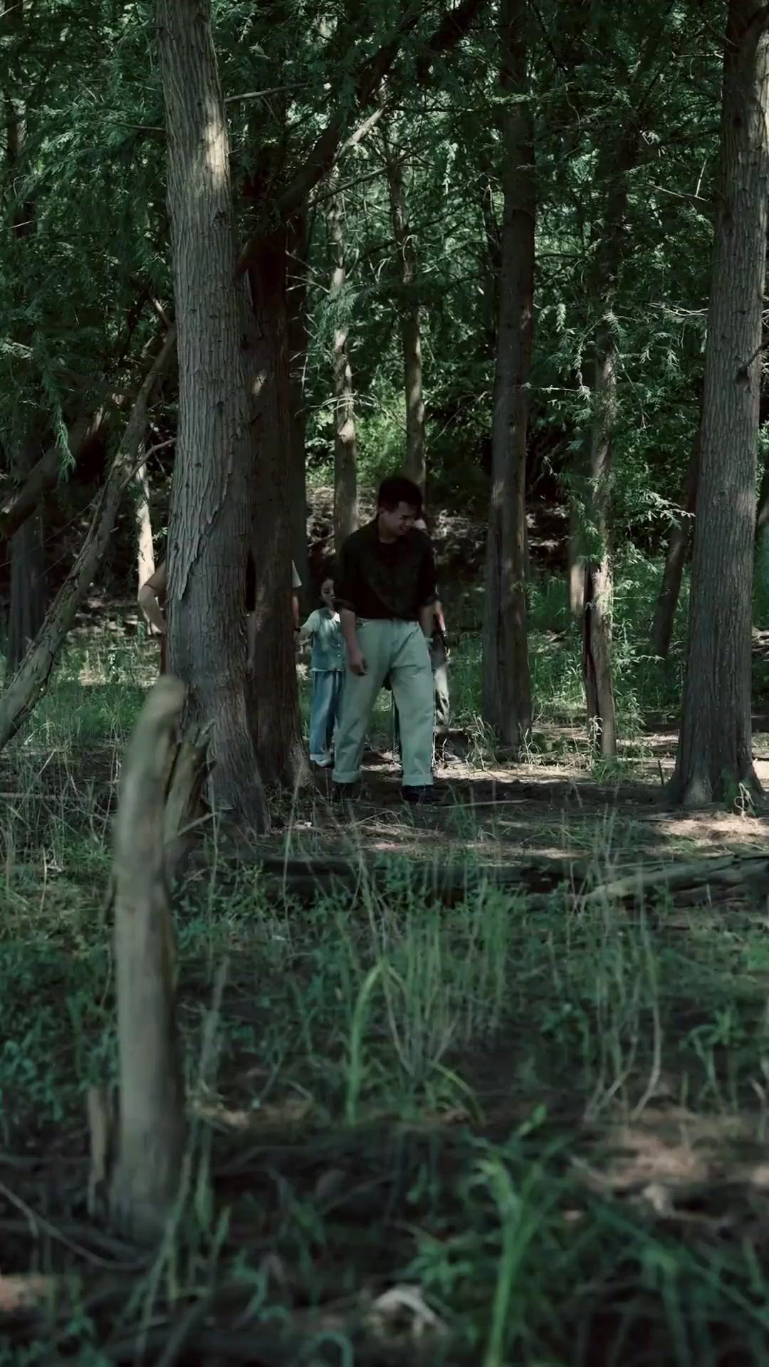 Awas! Ada Moster Air