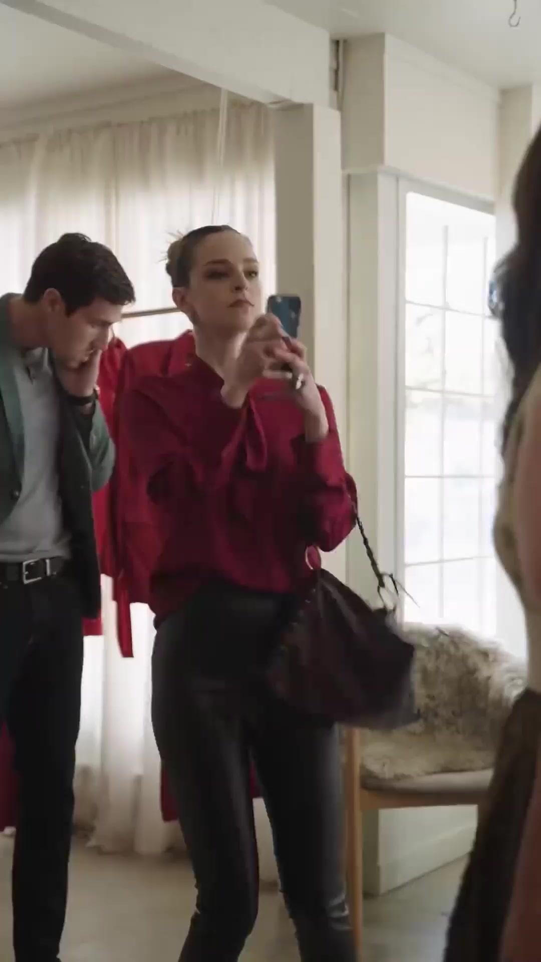 (Dublagem)A Vingança da Esposa Desesperada