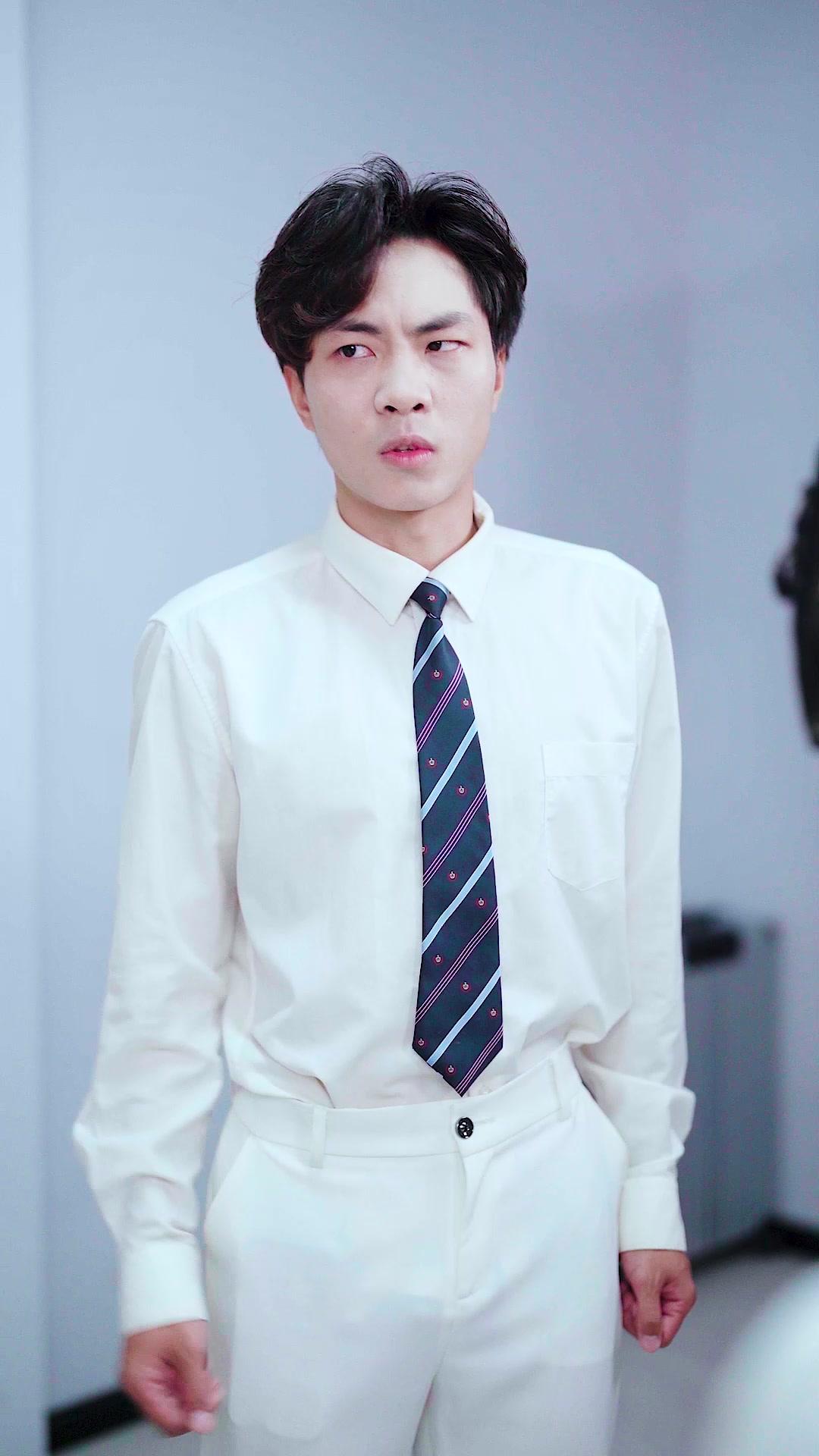 99와 100사이, 스민 이별