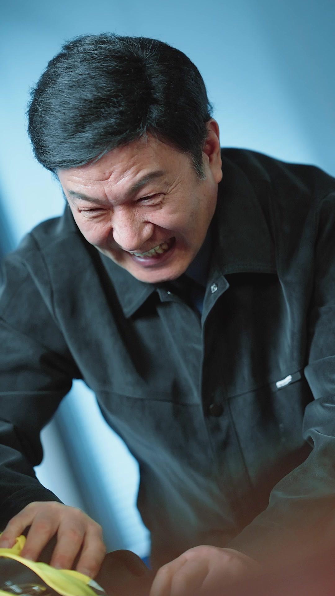 Street Vendor? But He's A Geniues!