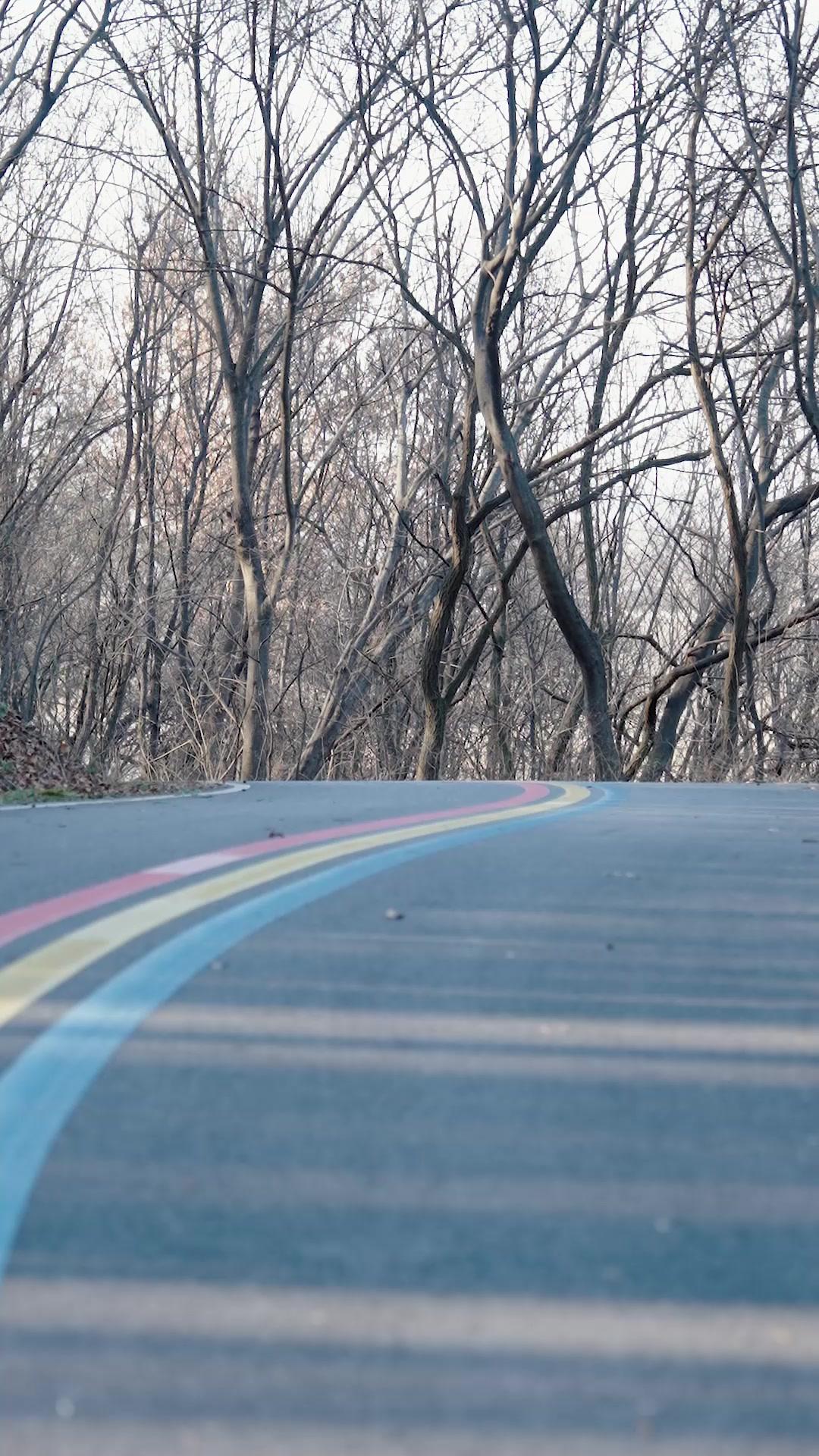 What? 9 Billionaire Sisters!