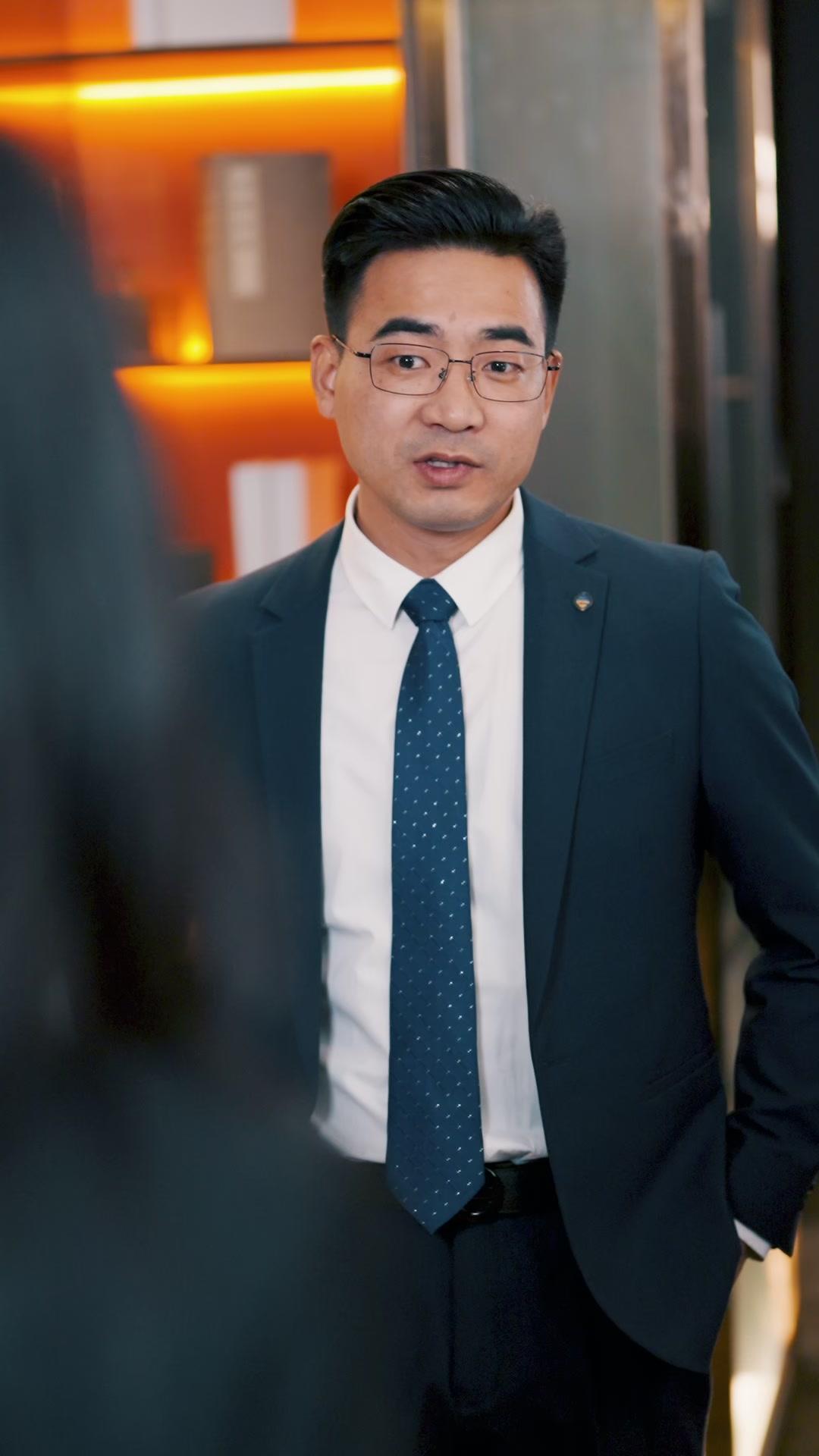 O Filho do Presidente na Obra