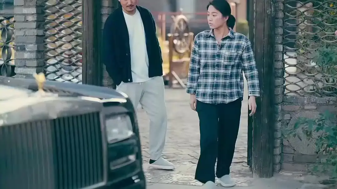 Veggie Husby Woke Up A Billionaire: When the Car Speaks Louder Than Words