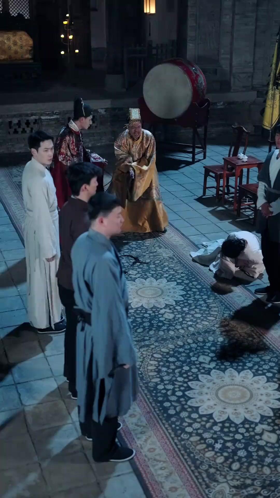 Lưới Trời Trong Ngôi Làng Cổ