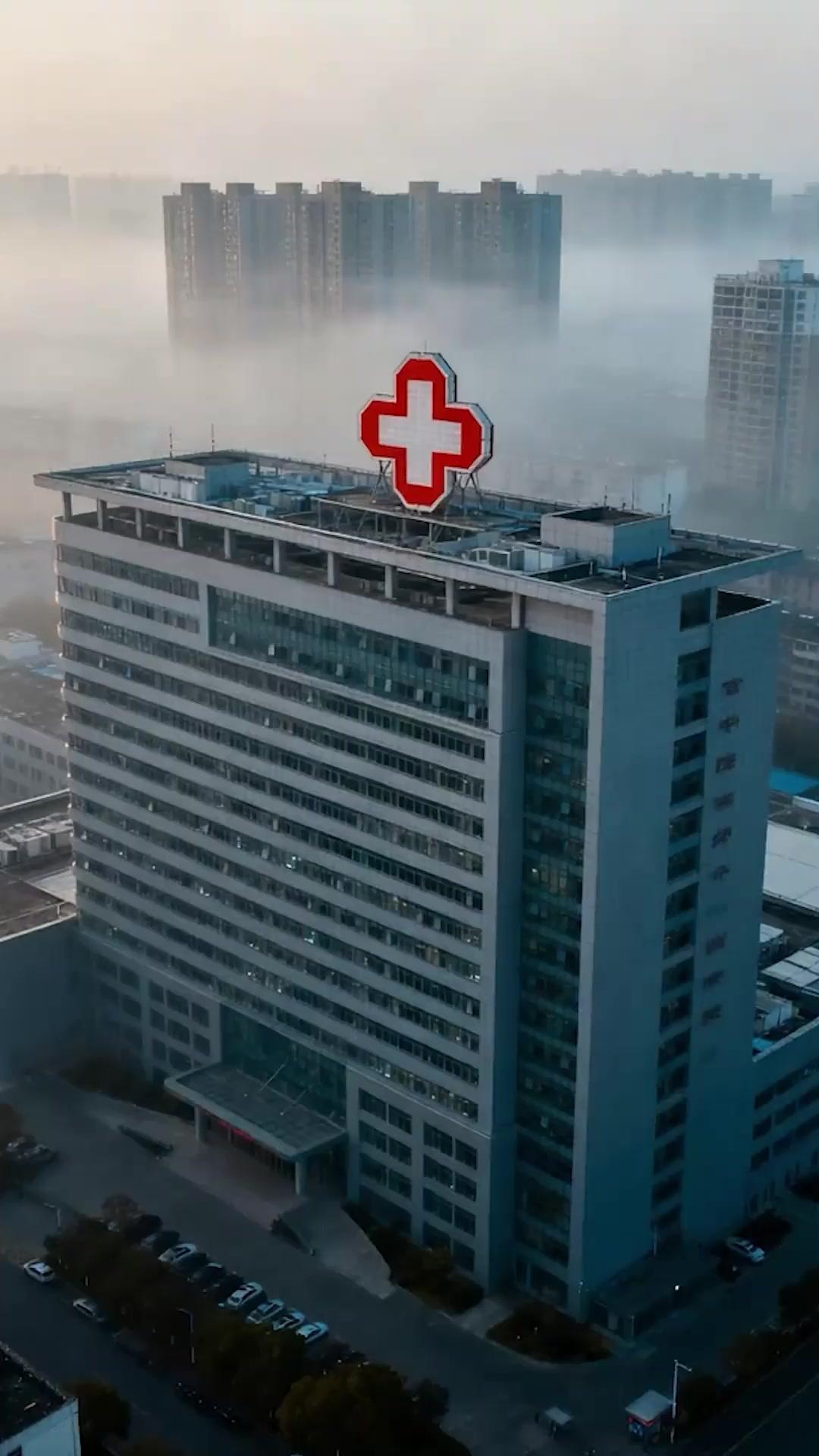 (吹き替え) 愛が壊れる音は雪より静か