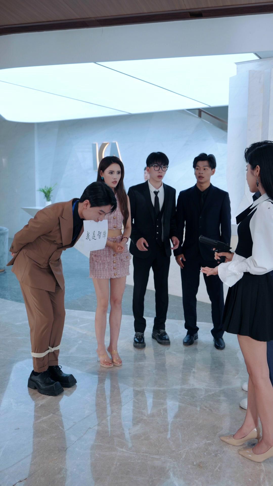 Dijodohin Putri Mafia