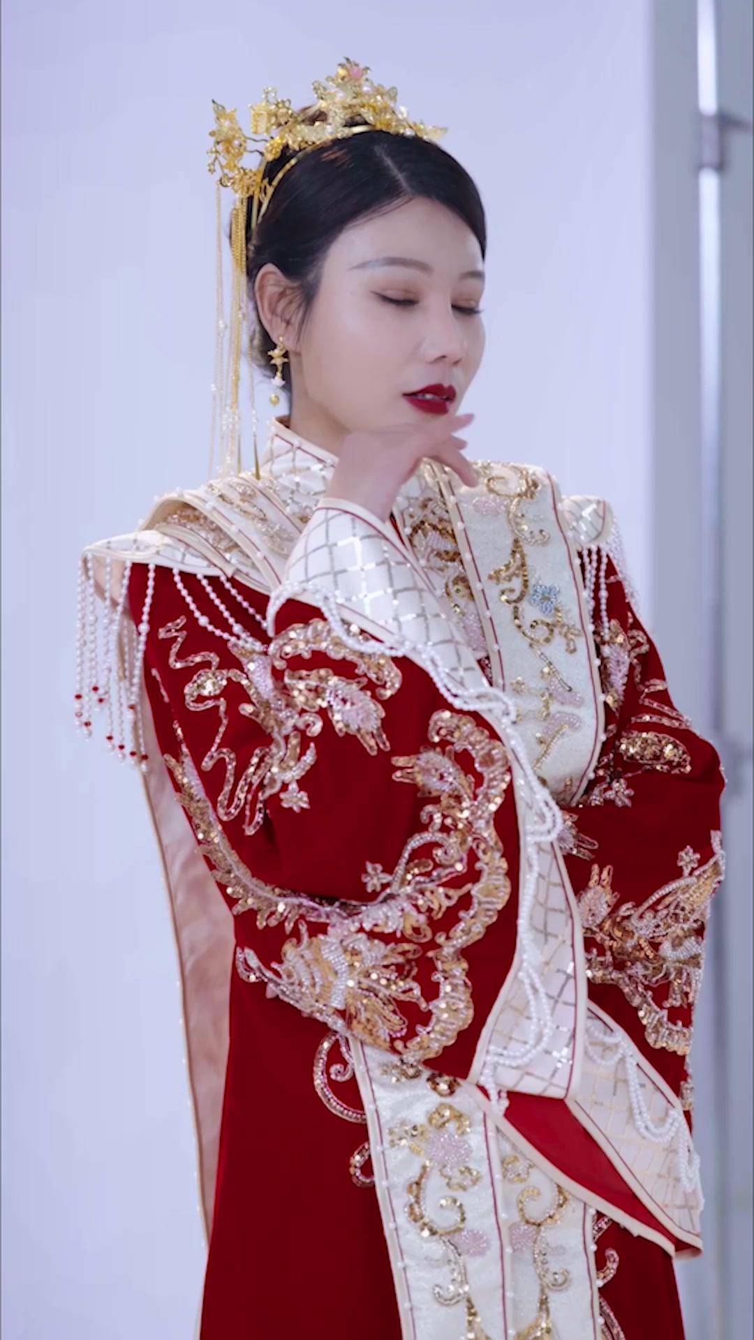 Fingiendo amnesia, atrapé un riquezón