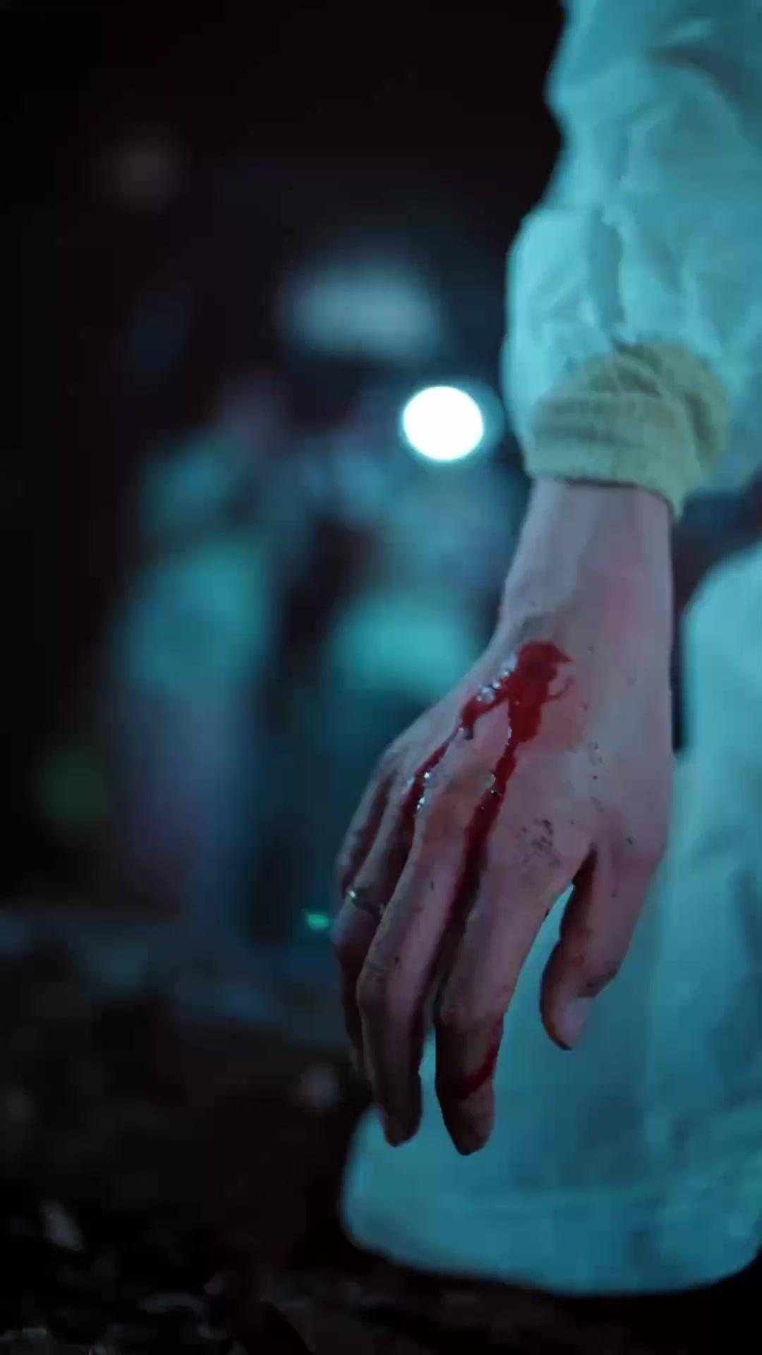 Sahte Cenaze, Gerçek Düğün