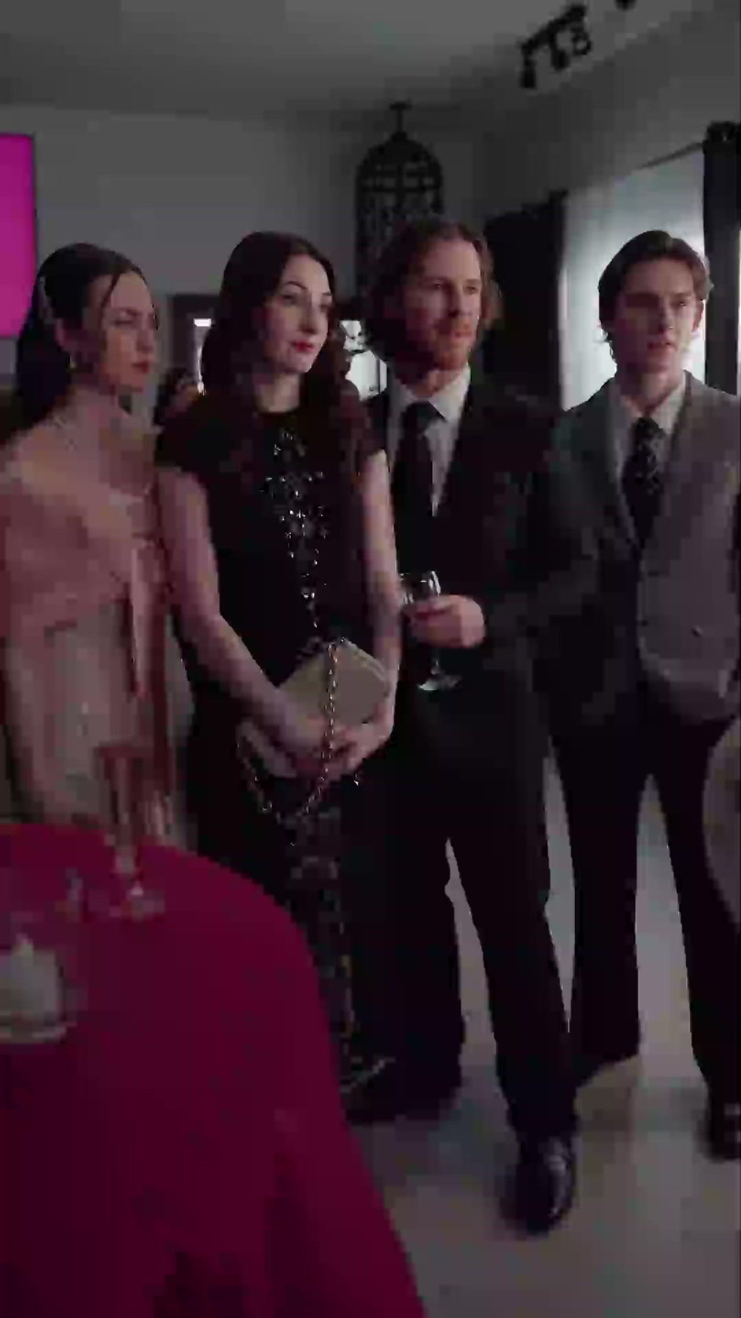 (Doublage) LA REINE DÉVOILÉE