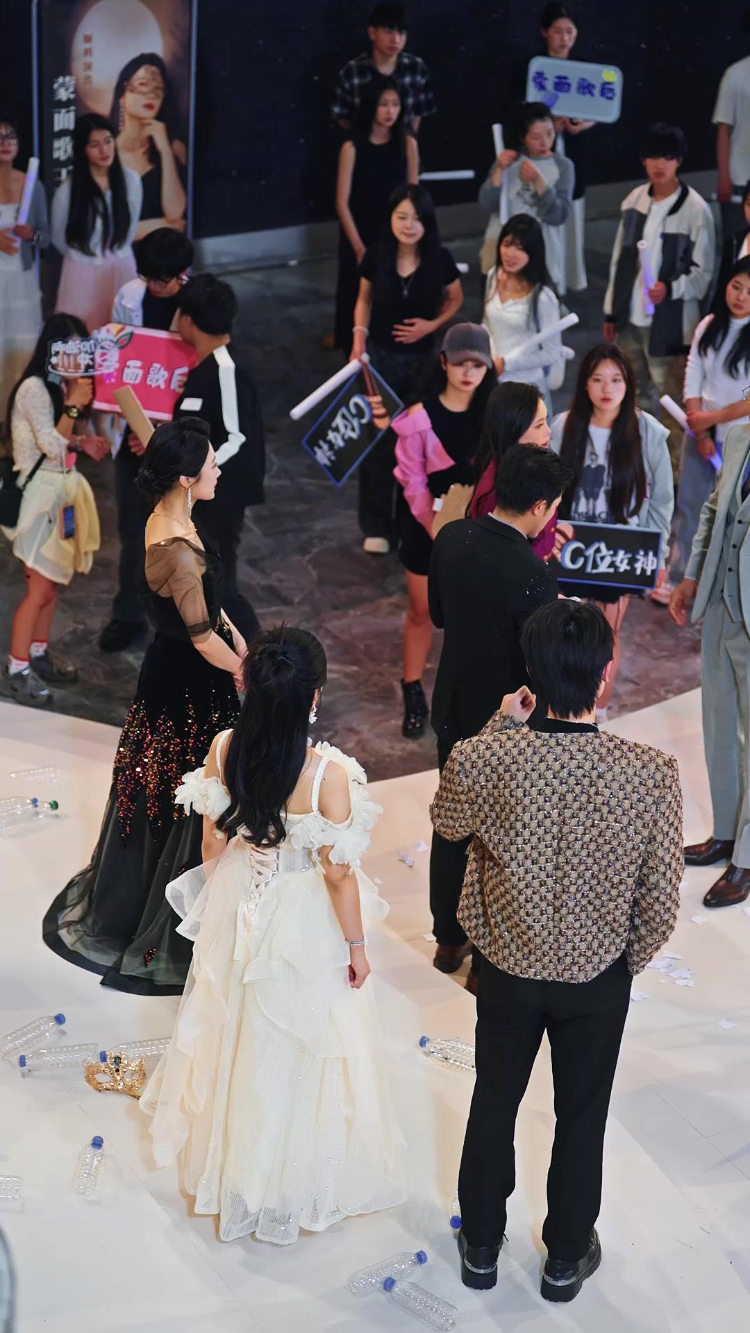 Mic in Hand, Ex on Knees