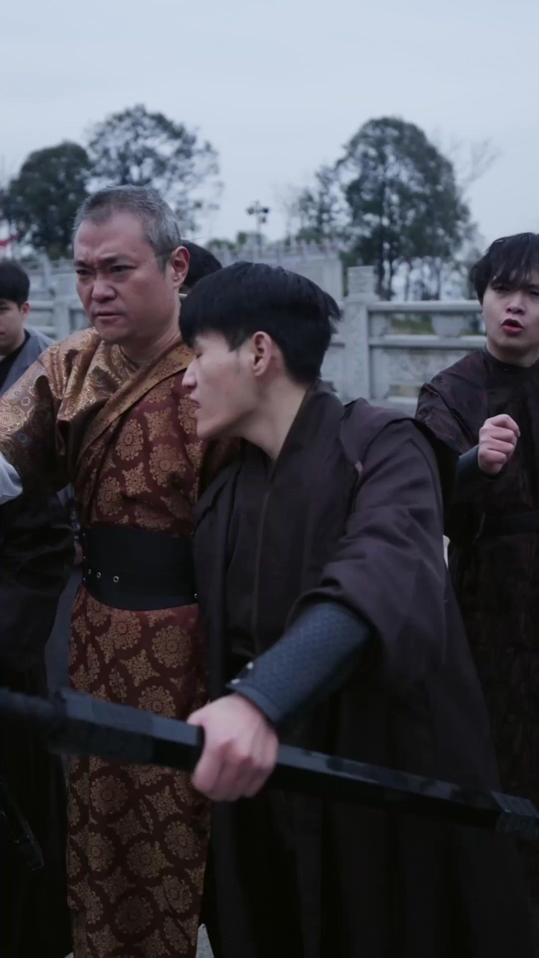 (Sulih suara)Ahli Pedang Muda