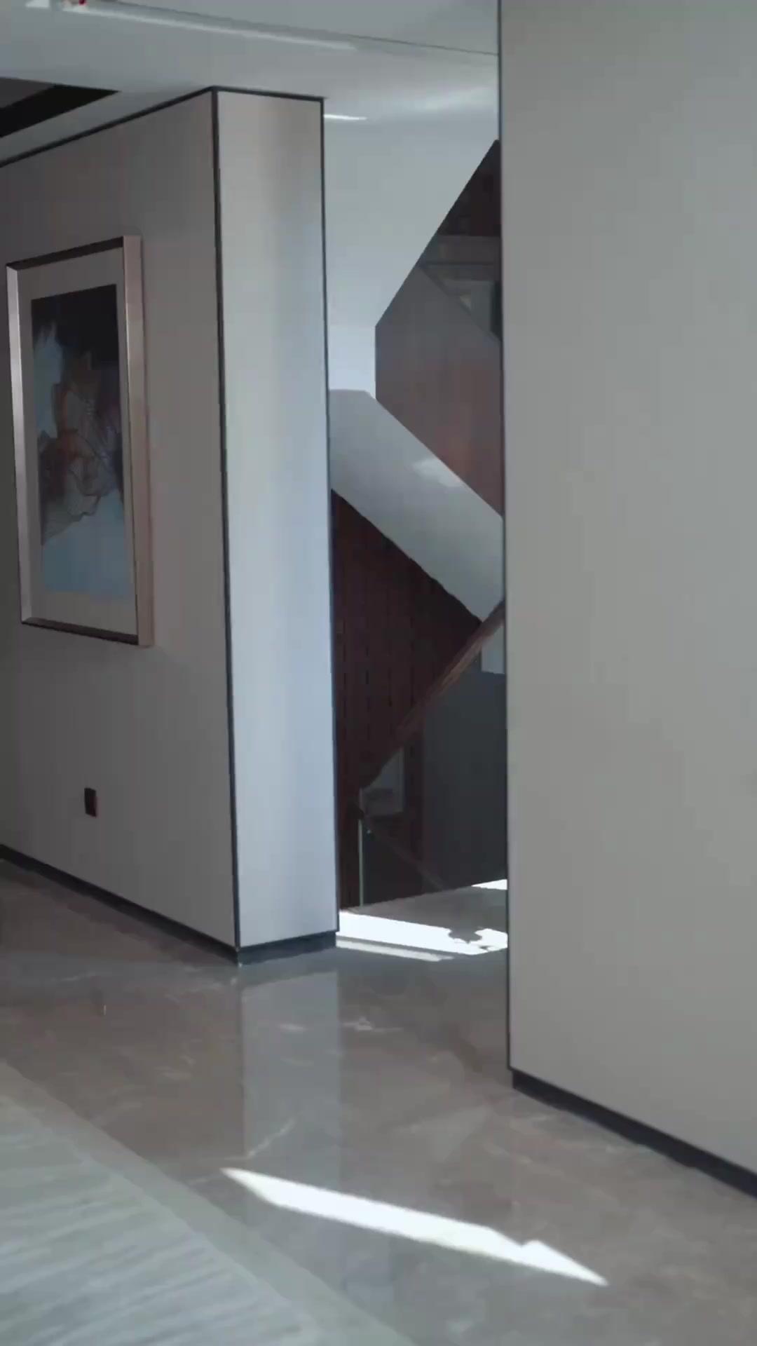 Pesta tunangan sendirian