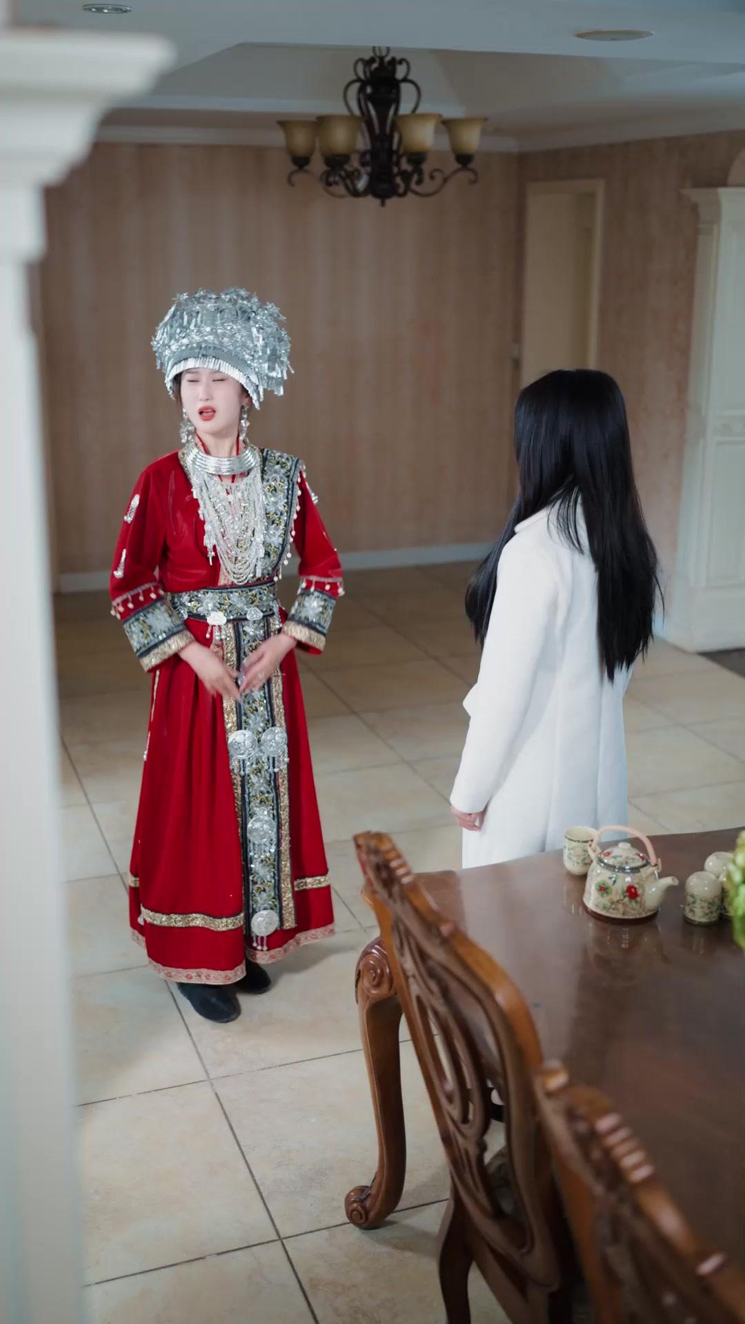 นางศักดิ์สิทธิ์แห่งเผ่าม้ง