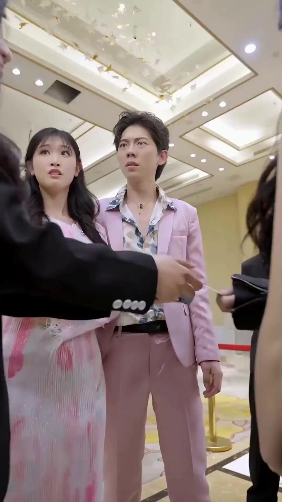 (Dubbed)Dumped, Rich, & 4 Beauties