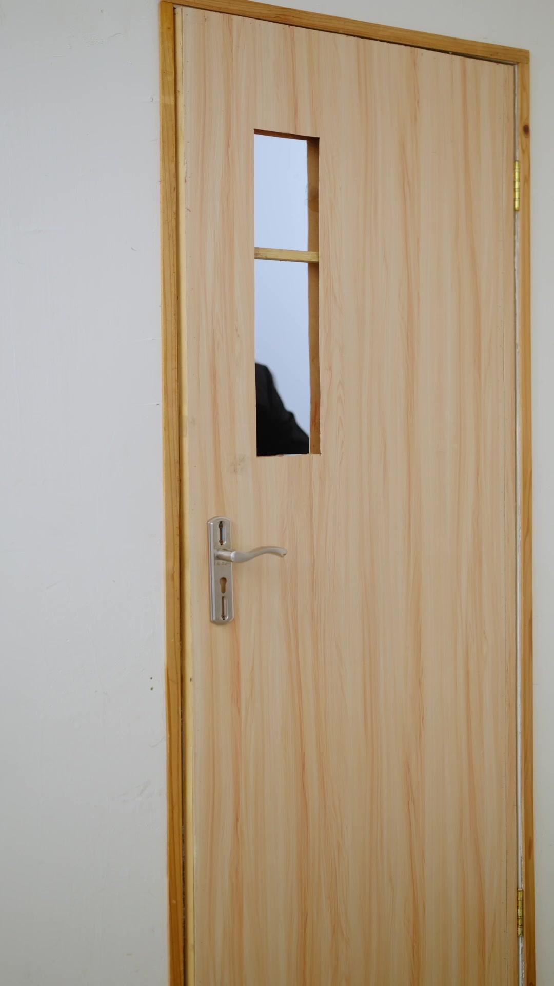 Paman Ini Terlalu Berbahaya