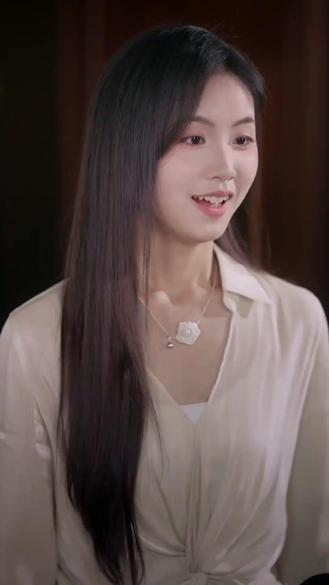 (吹き替え) 幸せを呼ぶ女～あなたの人生バグらせます～