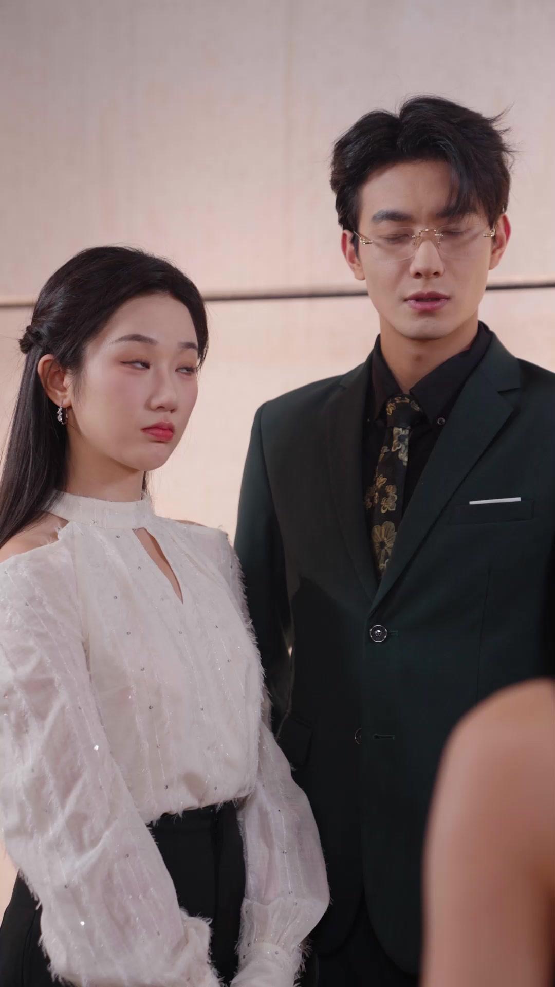 Un beso, un matrimonio