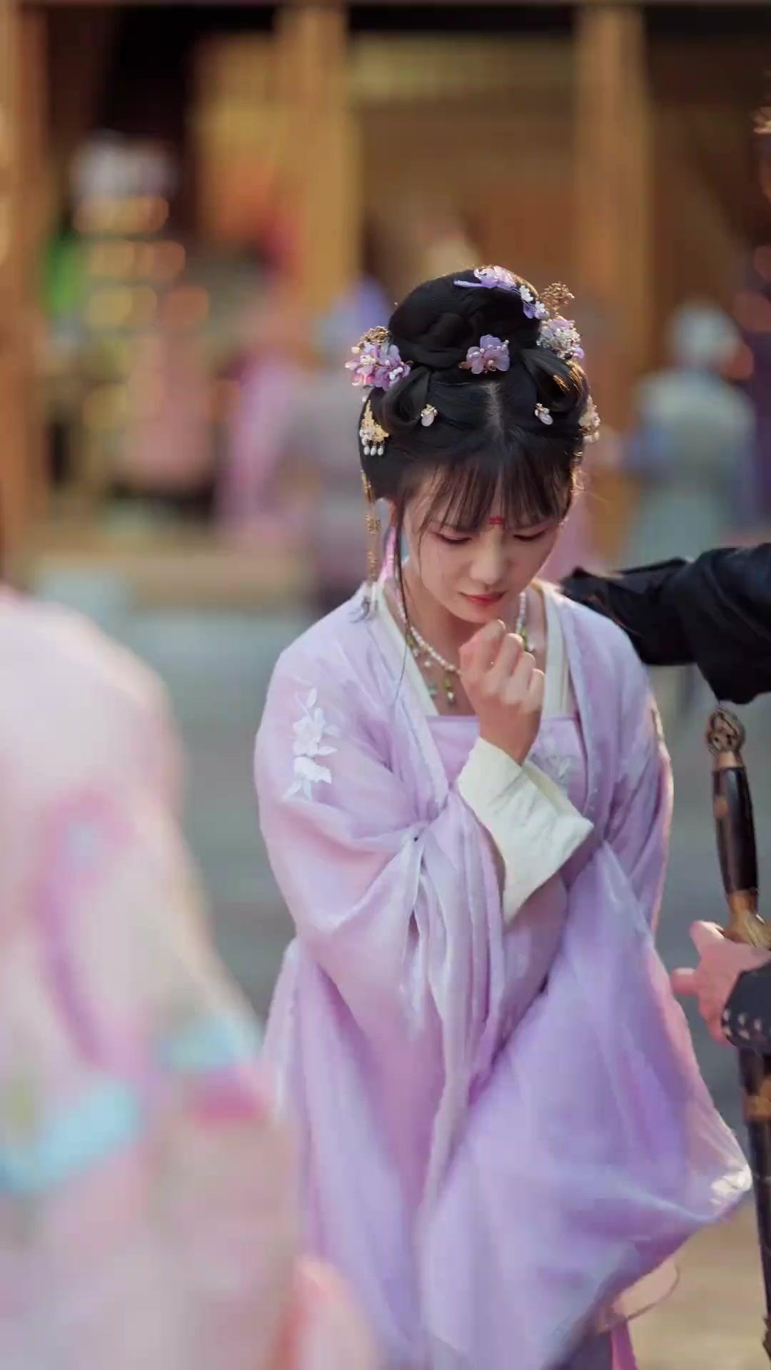 (พากย์เสียง) ทรายแผดเผาหัวใจ