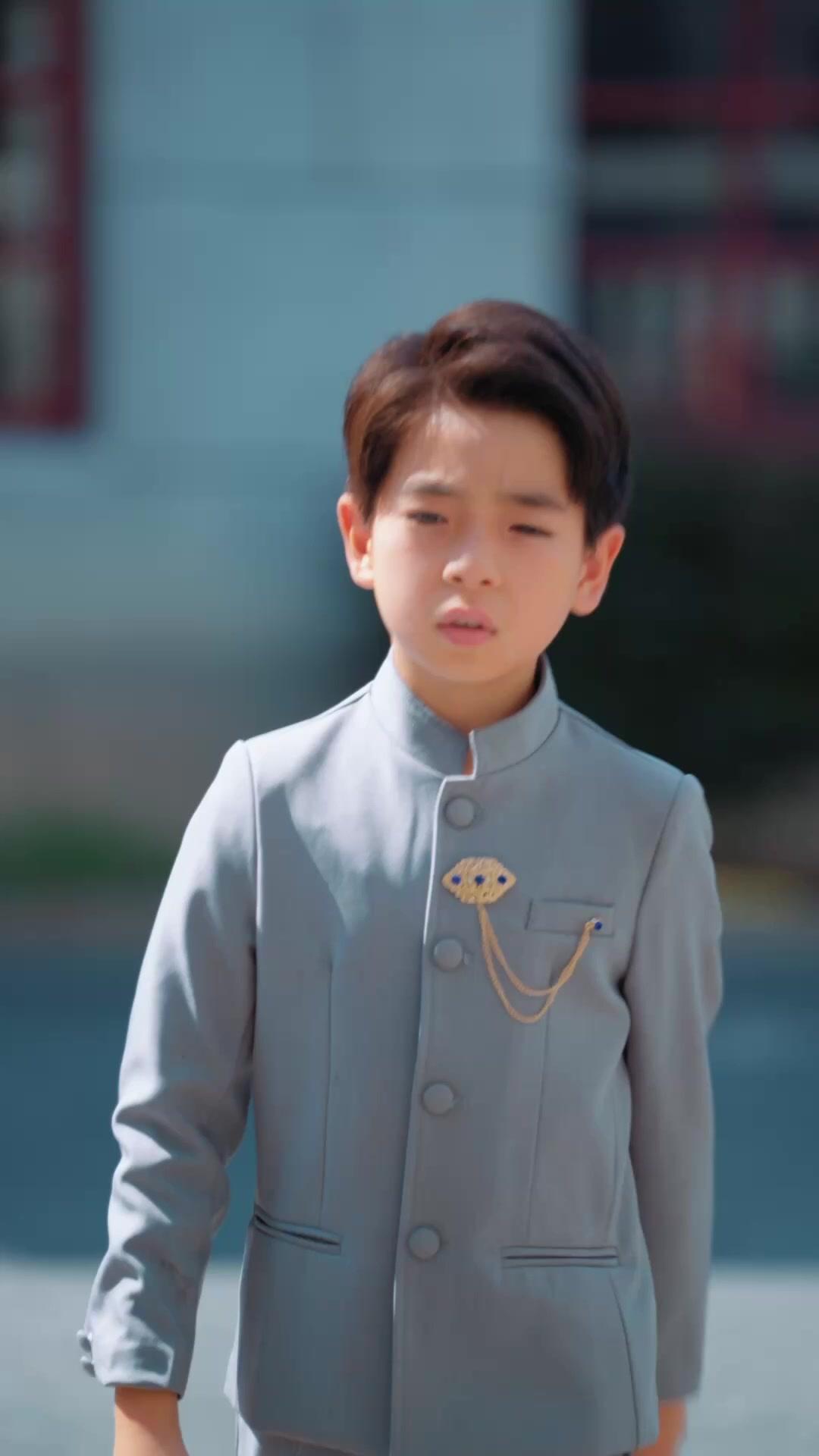 O Herdeiro de 6 Anos: Defender a Herança