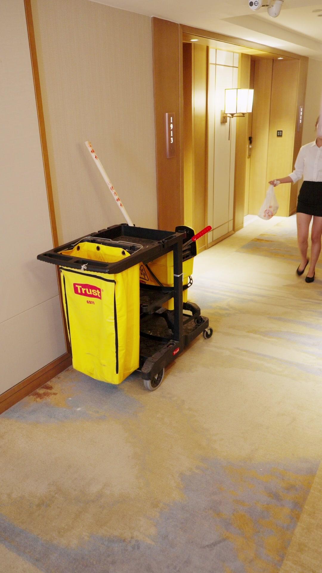 Jade-Versprechen: Meine Prinzessin aus dem Dorf