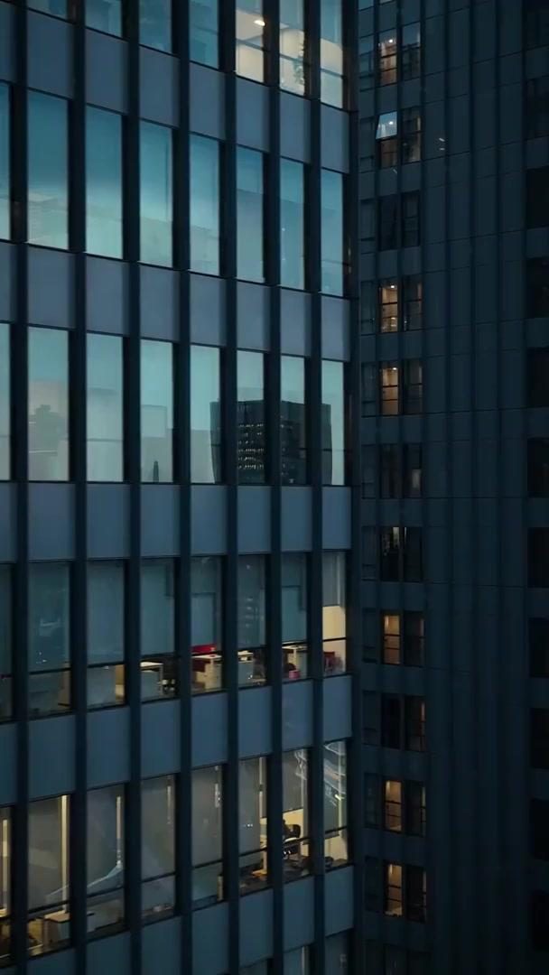 (Sulih suara) Manipulasi Menjadi Cinta