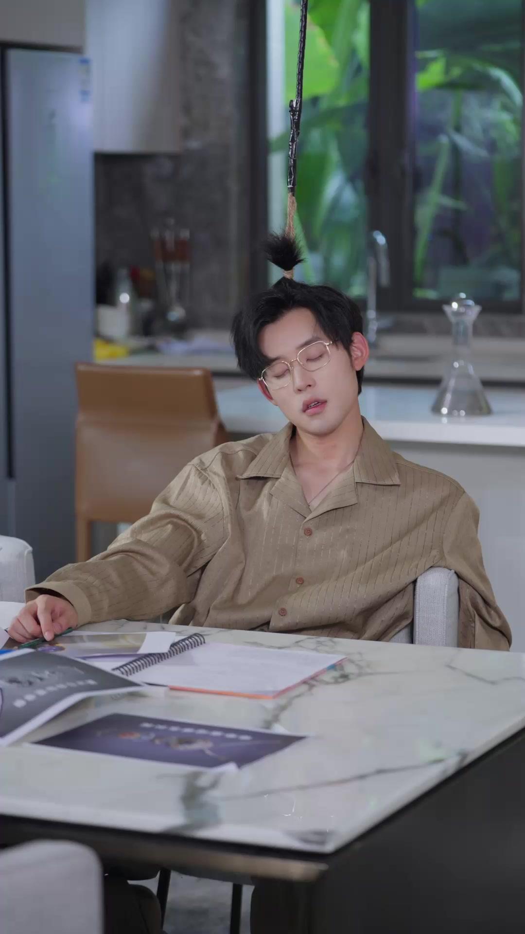 Ganti Ayah, Ubah Nasib