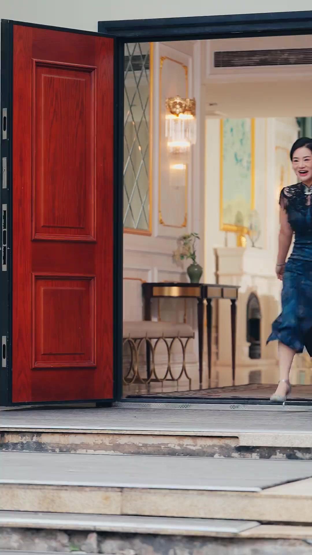 Careful! My Fiancé Has X-Ray Eyes! 